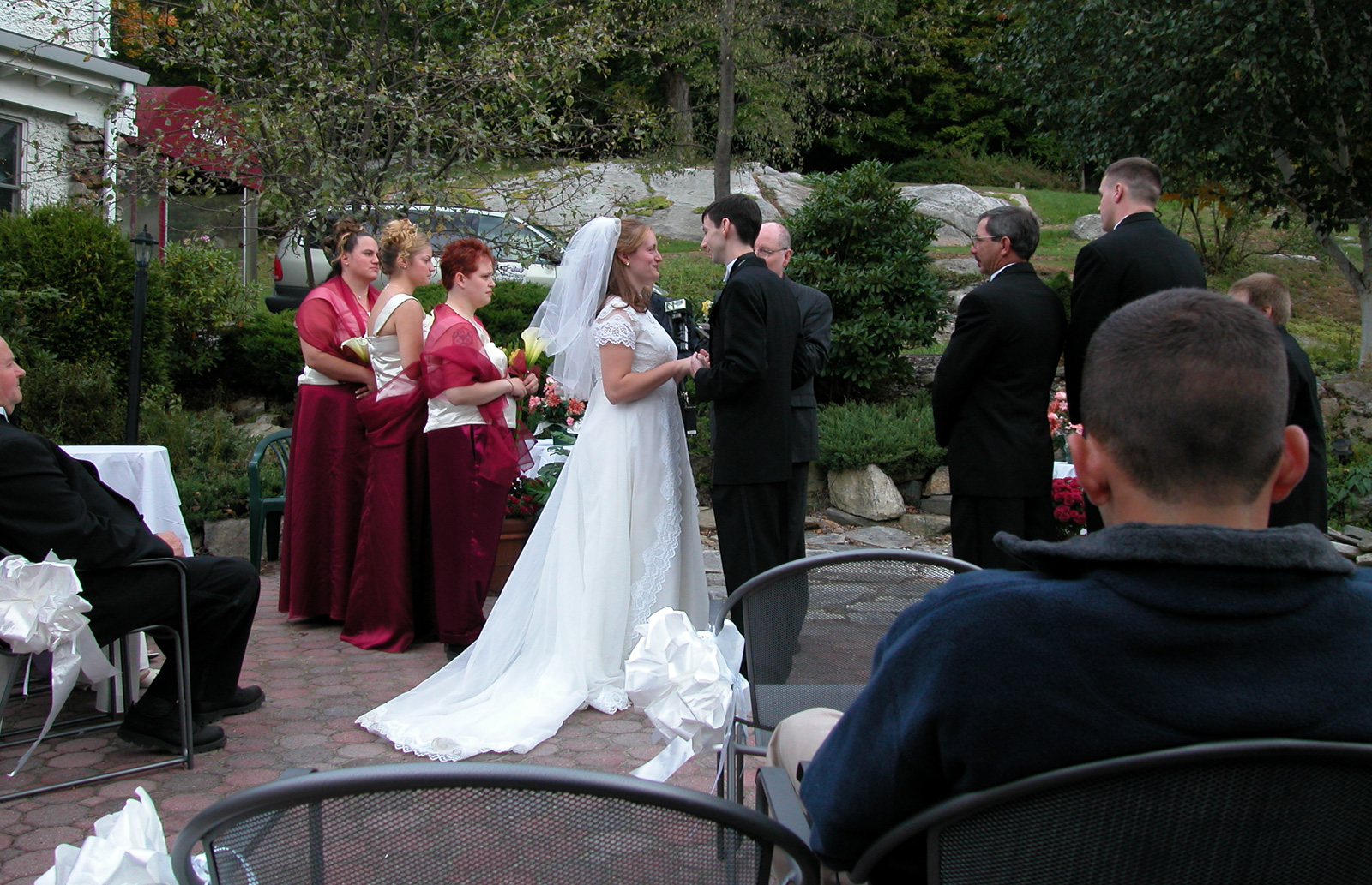 Melissa and David reciting their wedding vows